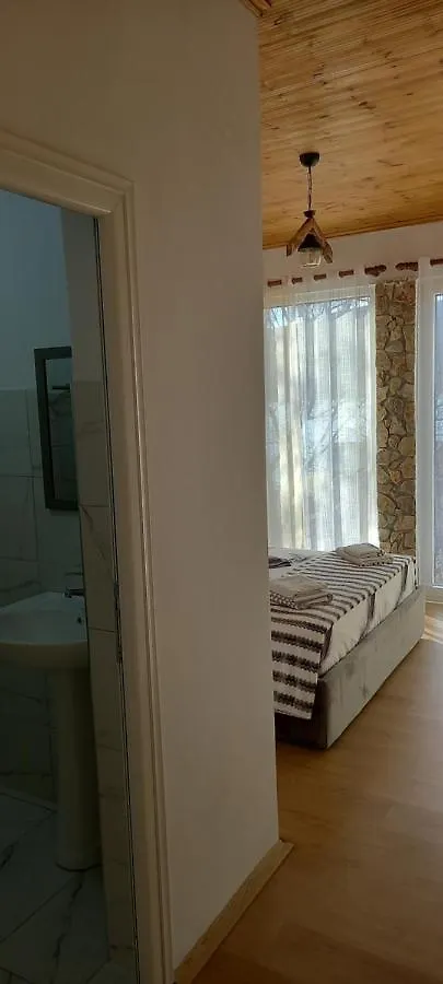 Dom wakacyjny Roleo Guest House Lini Albania