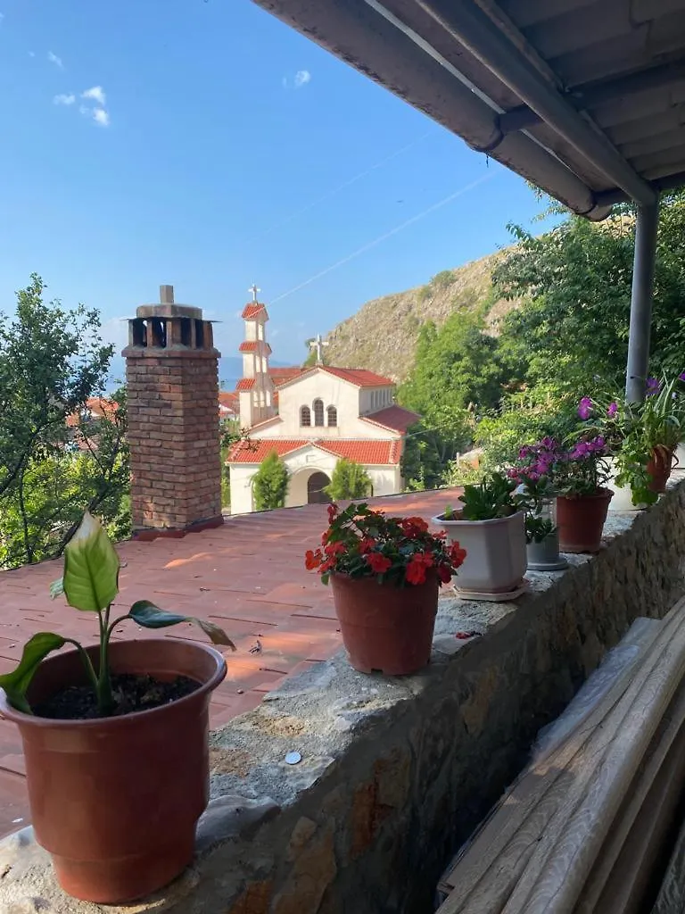 Dom wakacyjny Roleo Guest House Lini
